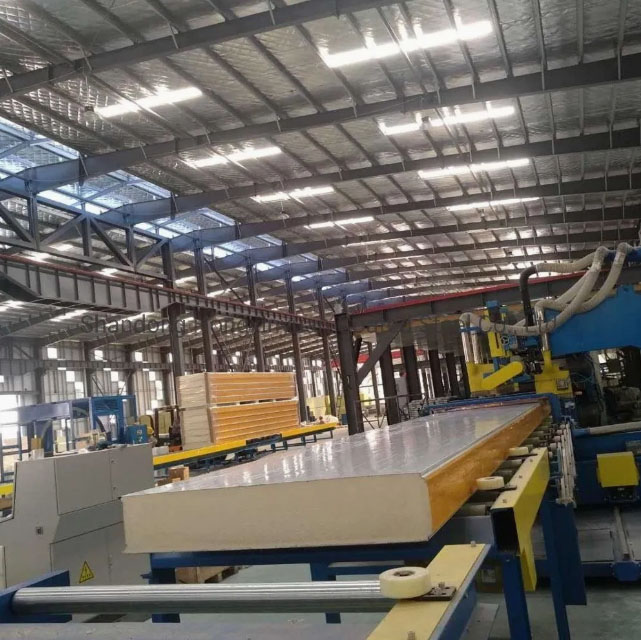 แผงผนังแซนด์วิช Pir