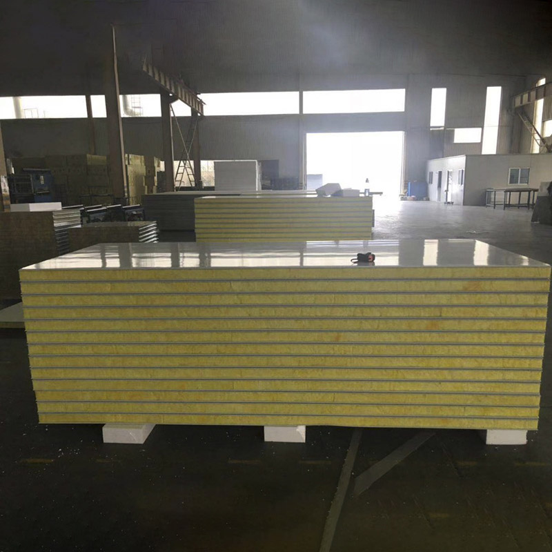 방습 샌드위치 패널