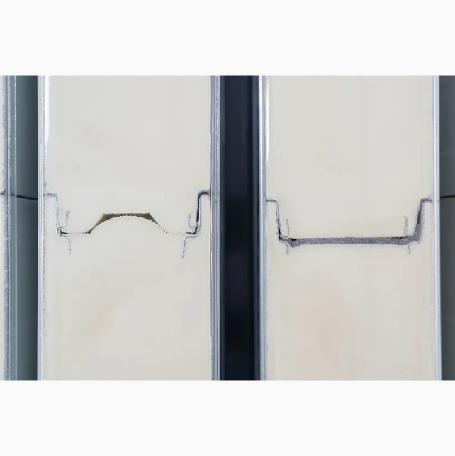 절연 샌드위치 패널